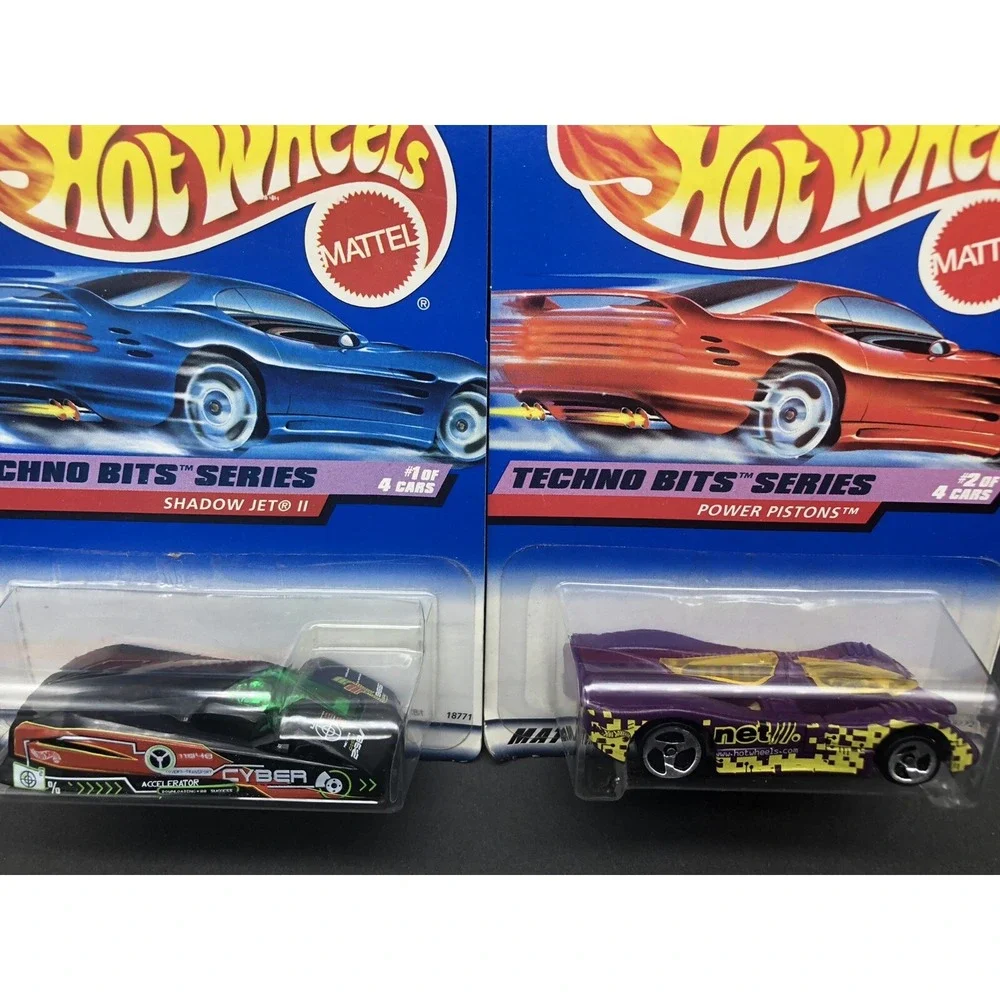 Hot Wheels Techno Bits Lot of 2 Diecast Shadow Jet II & Power Pistons 689 & 690